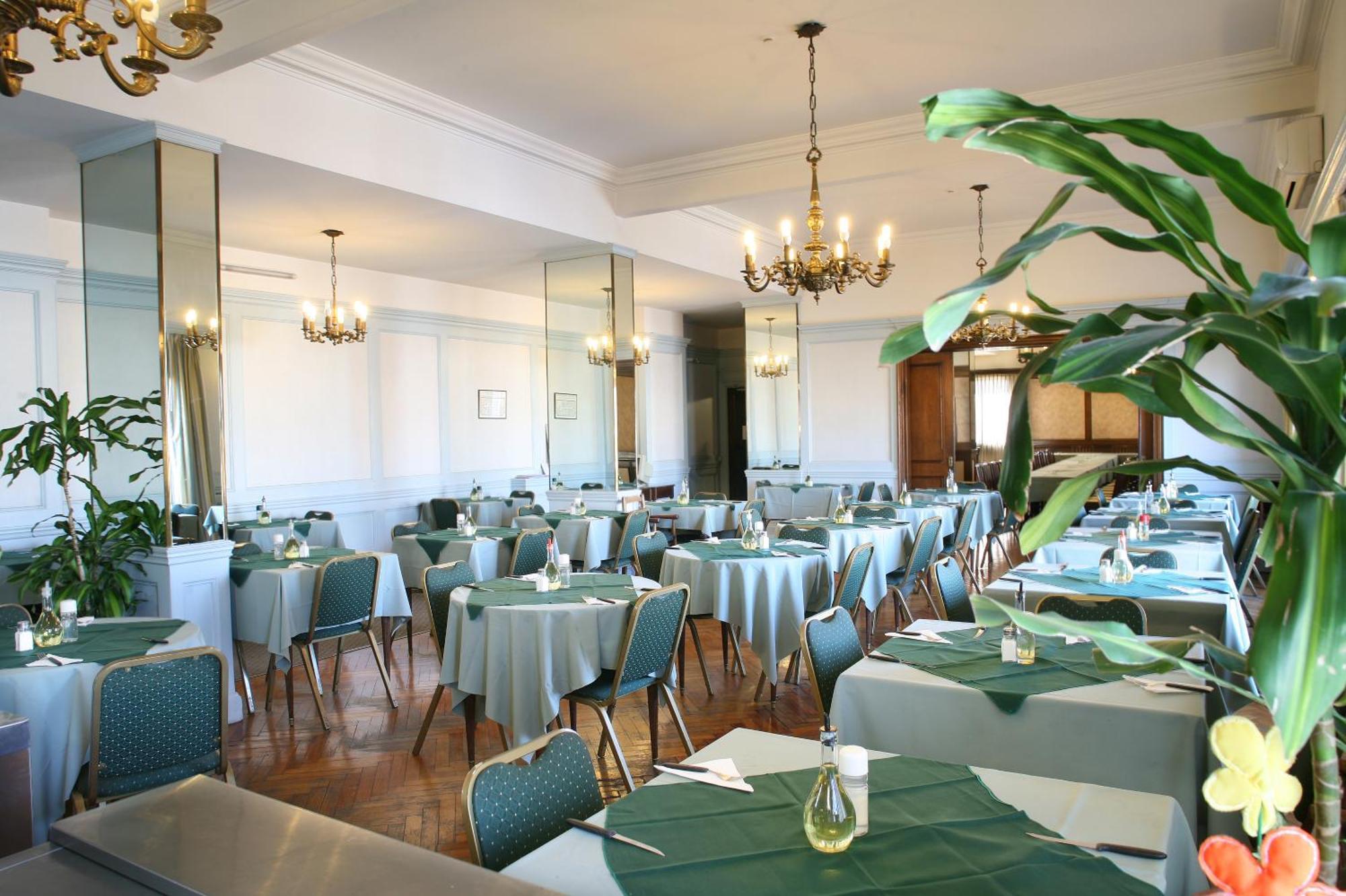 Constitucion Palace Hotel Buenos Aires Exterior photo